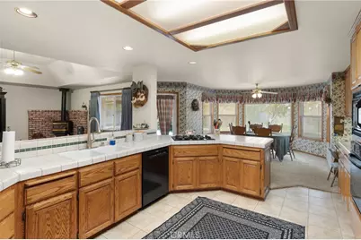 1211 Windecker Drive, Chico, CA 95926 - Photo 9