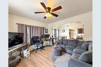 637 W 6th, Chico, CA 95926 - Photo 3
