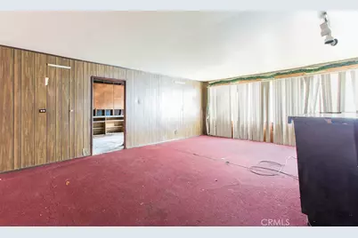 1122 W 124th Street, Los Angeles, CA 90044 - Photo 29