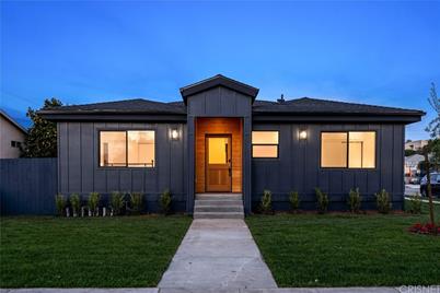 3750 Greenwood Avenue - Photo 1