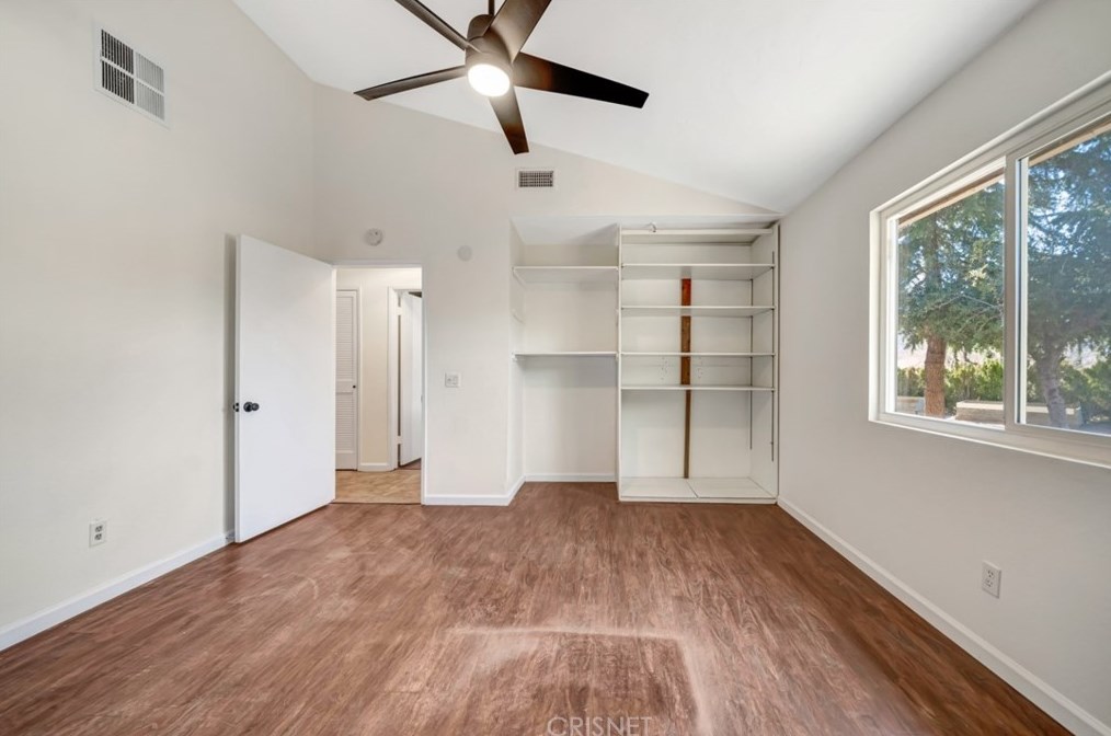8545 Calva St, Palmdale CA  93551-7230 exterior