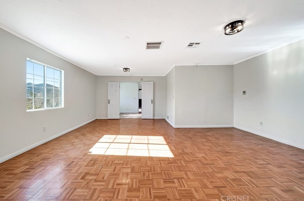 8545 Calva St, Palmdale CA  93551-7230 exterior