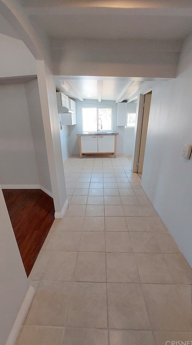 68 Val Monte St, Banning CA  92220-5933 exterior