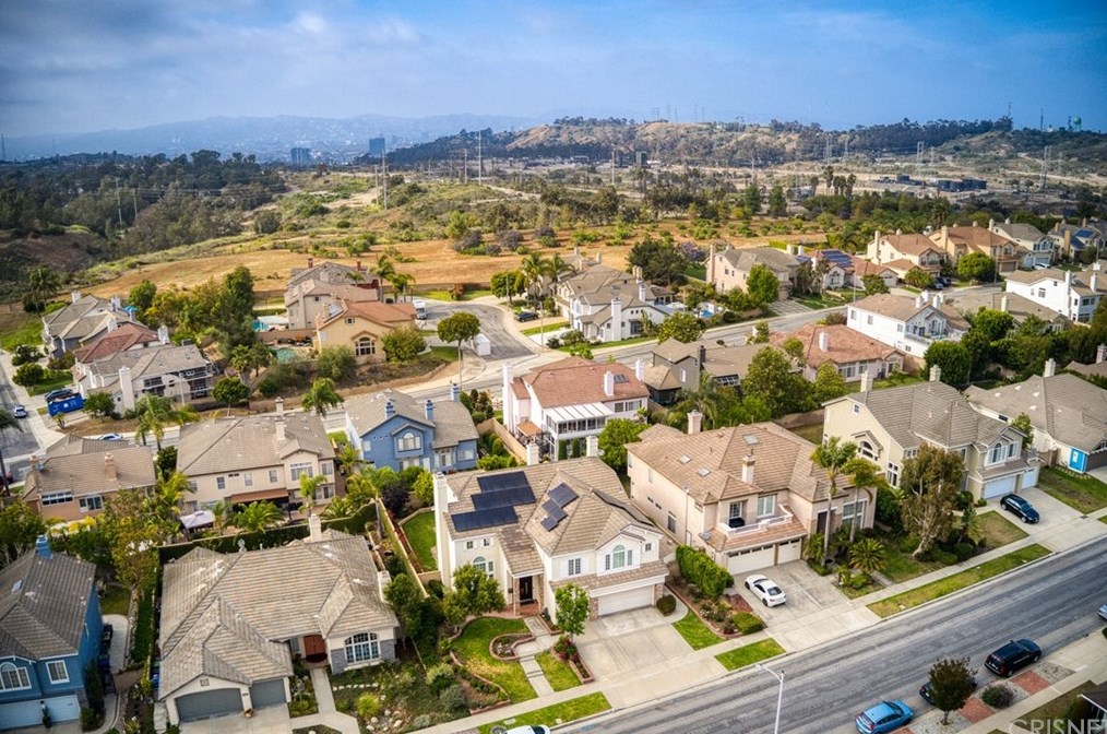 5351 Ladera Crest Dr, Los Angeles CA  exterior