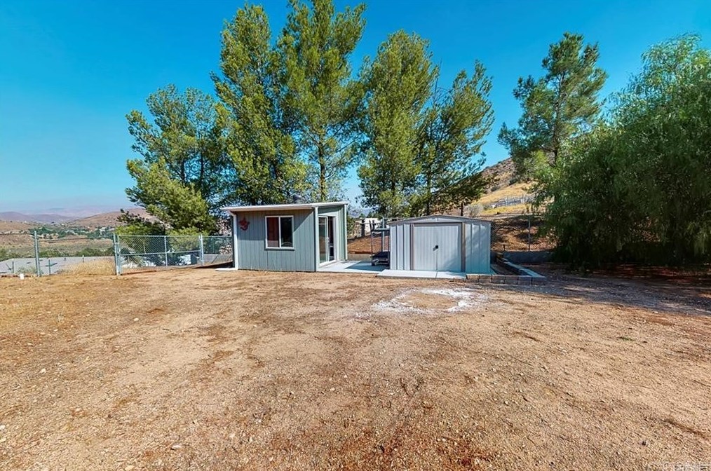 32050 Cedarcroft Rd, Acton CA  93510-2118 exterior