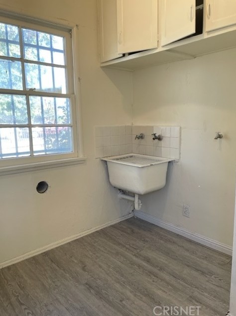 11307 De Hvn Ave, Los Angeles CA  91331-2055 exterior