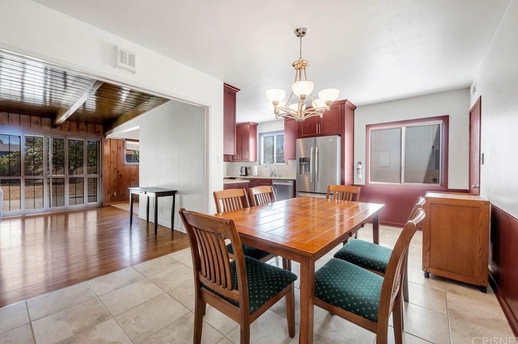 18649 Willard St, Los Angeles CA  91335-1256 exterior