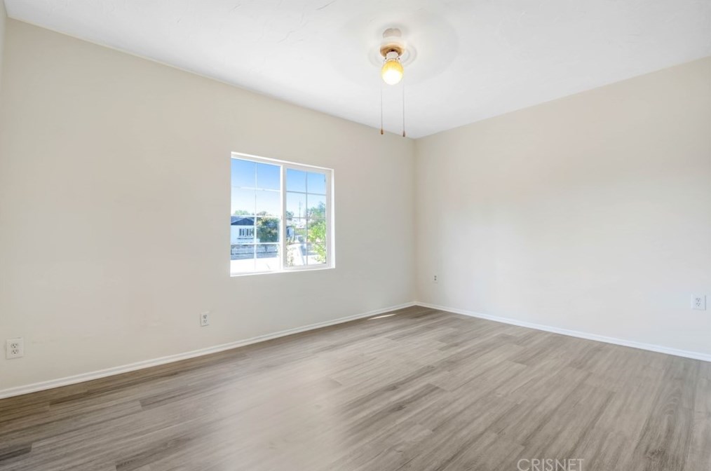 6632 Tampa Ave, Los Angeles CA  91335-1737 exterior