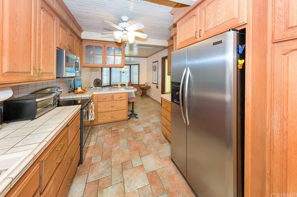 11150 Gerald Ave, San Fernando CA 91344-2601 exterior