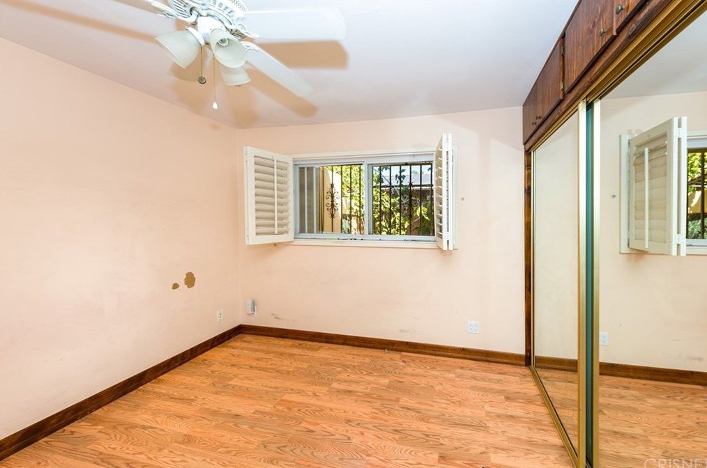 11150 Gerald Ave, San Fernando CA 91344-2601 exterior