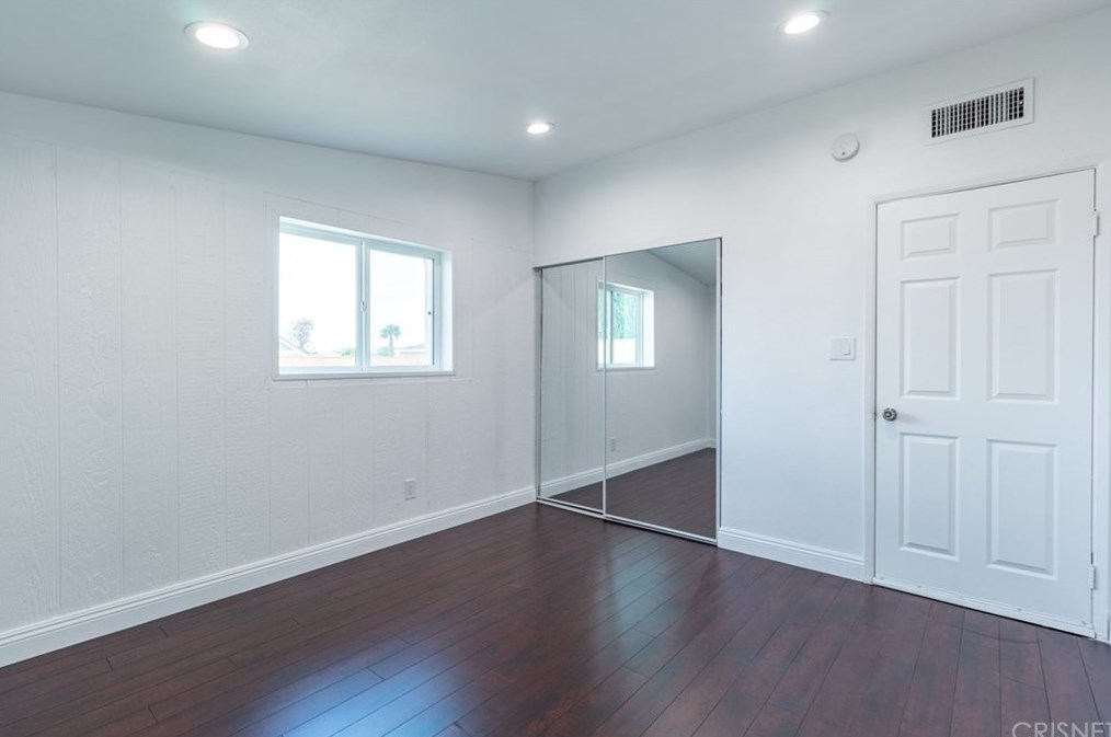 41650 30th St, Palmdale CA  93551-1374 exterior