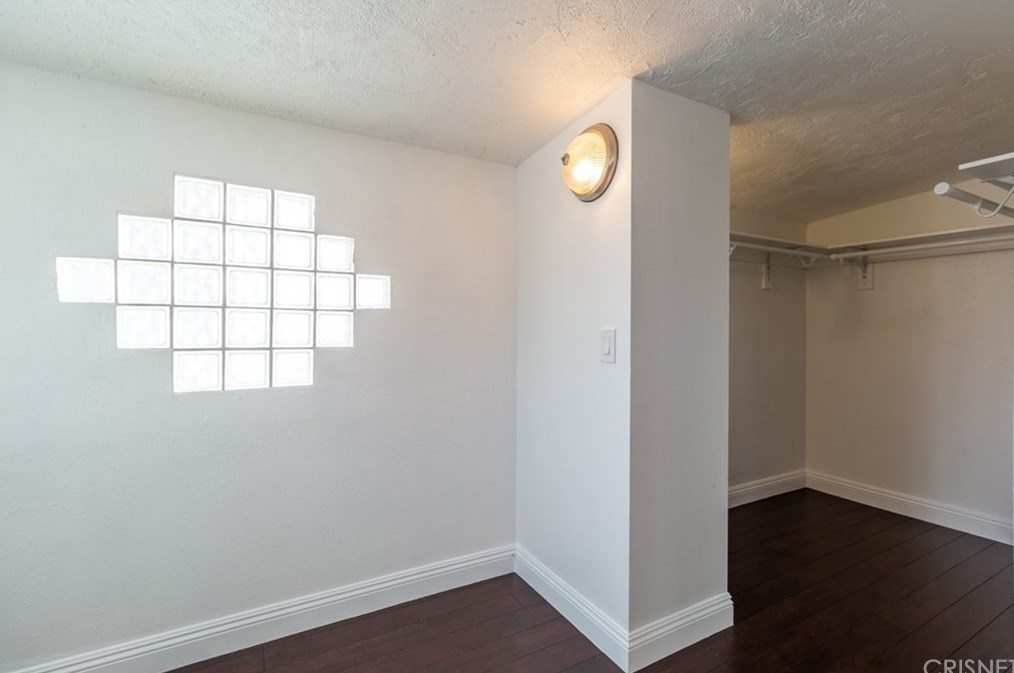 41650 30th St, Palmdale CA  93551-1374 exterior