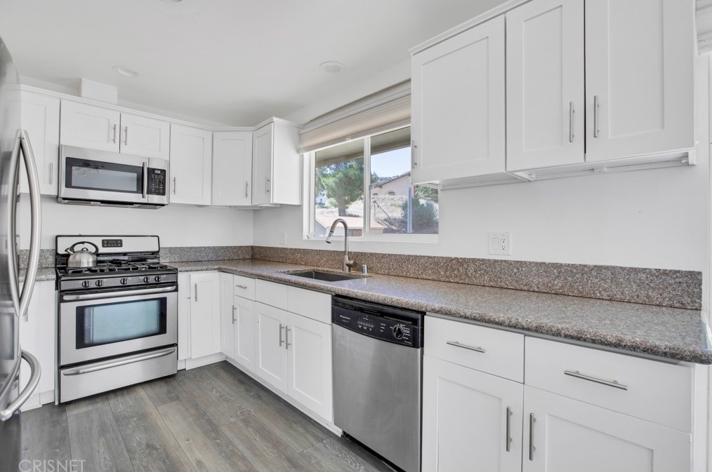 940 Soledad Pass Rd, Palmdale CA  93550-9790 exterior