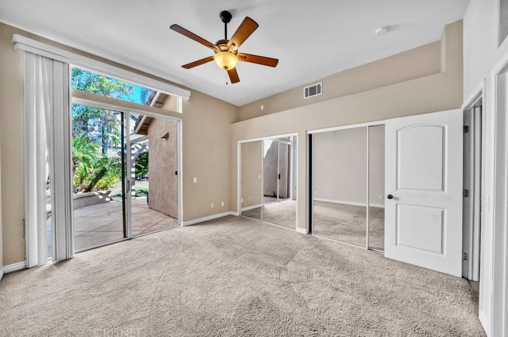 5325 Villa Mallorca Pl, Camarillo CA 93012-5325 exterior