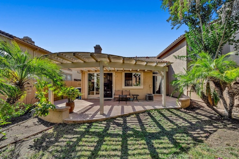 5325 Villa Mallorca Pl, Camarillo CA 93012-5325 exterior