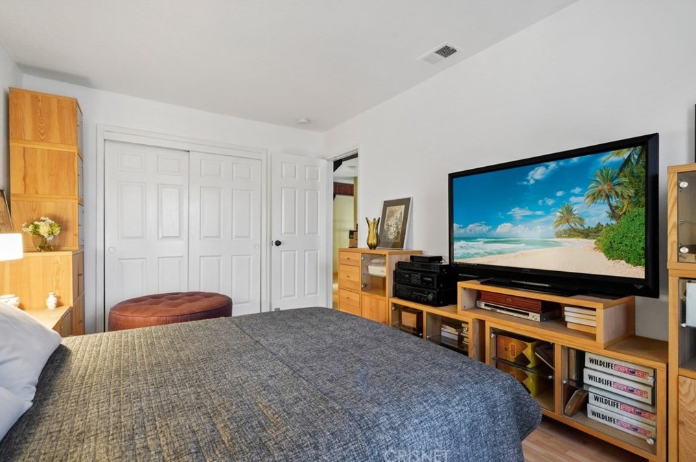 2794 Woodlyn Rd, Pasadena CA  91107-1879 exterior