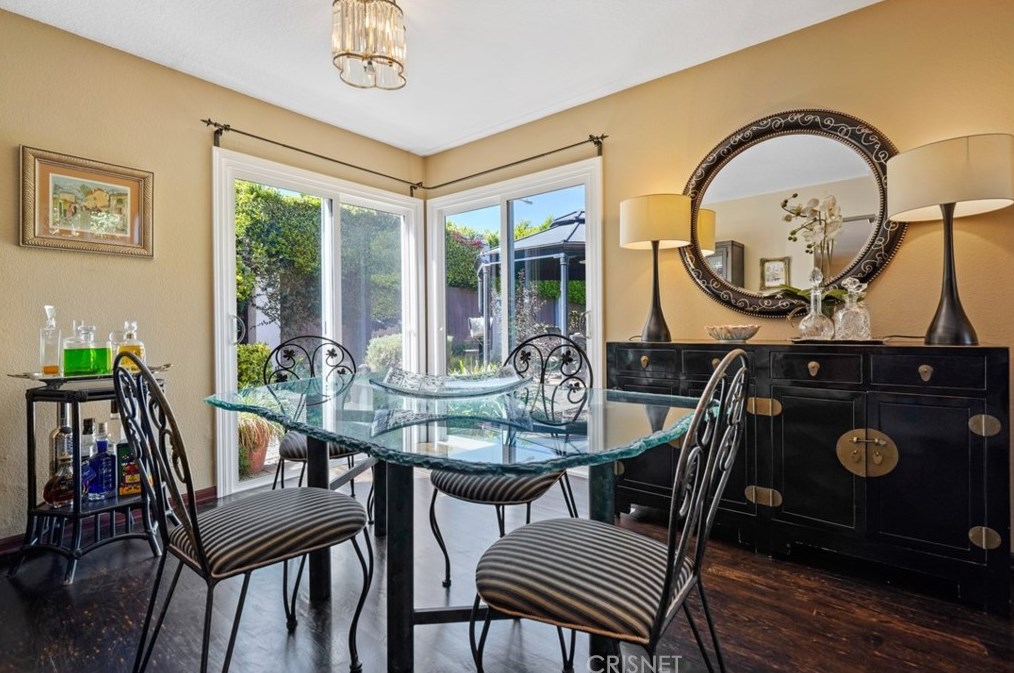 2794 Woodlyn Rd, Pasadena CA  91107-1879 exterior