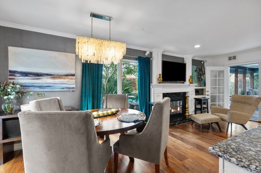 18813 Covello St, Los Angeles CA  91335-2748 exterior