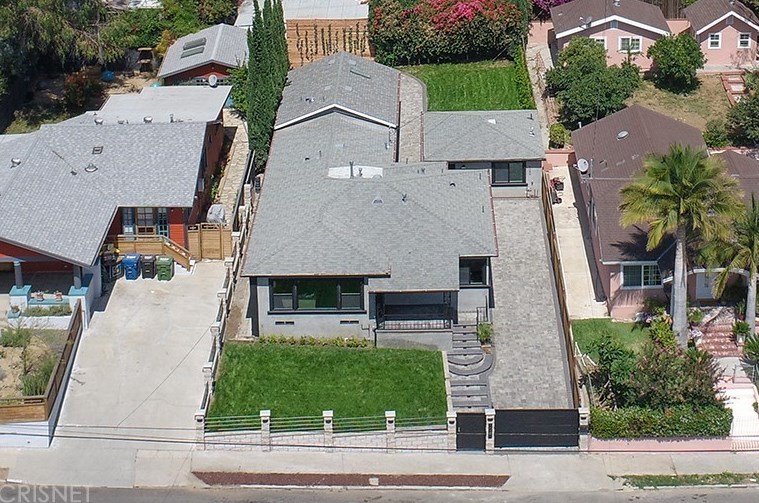 1041 Dexter St, Los Angeles CA  90042-2247 exterior