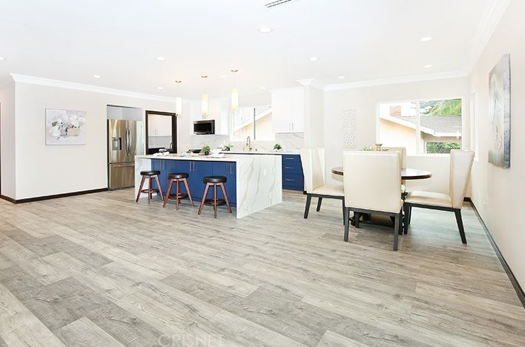 1041 Dexter St, Los Angeles CA  90042-2247 exterior