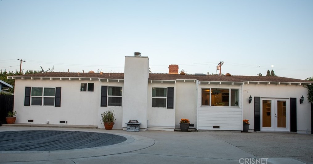 7337 Zelzah Ave, Los Angeles CA  91335-1550 exterior