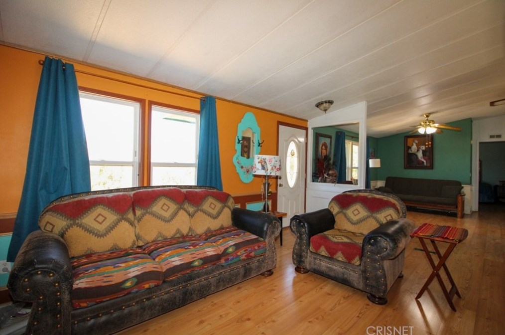 32416 Crown Valley Rd, Acton CA  93510-1991 exterior