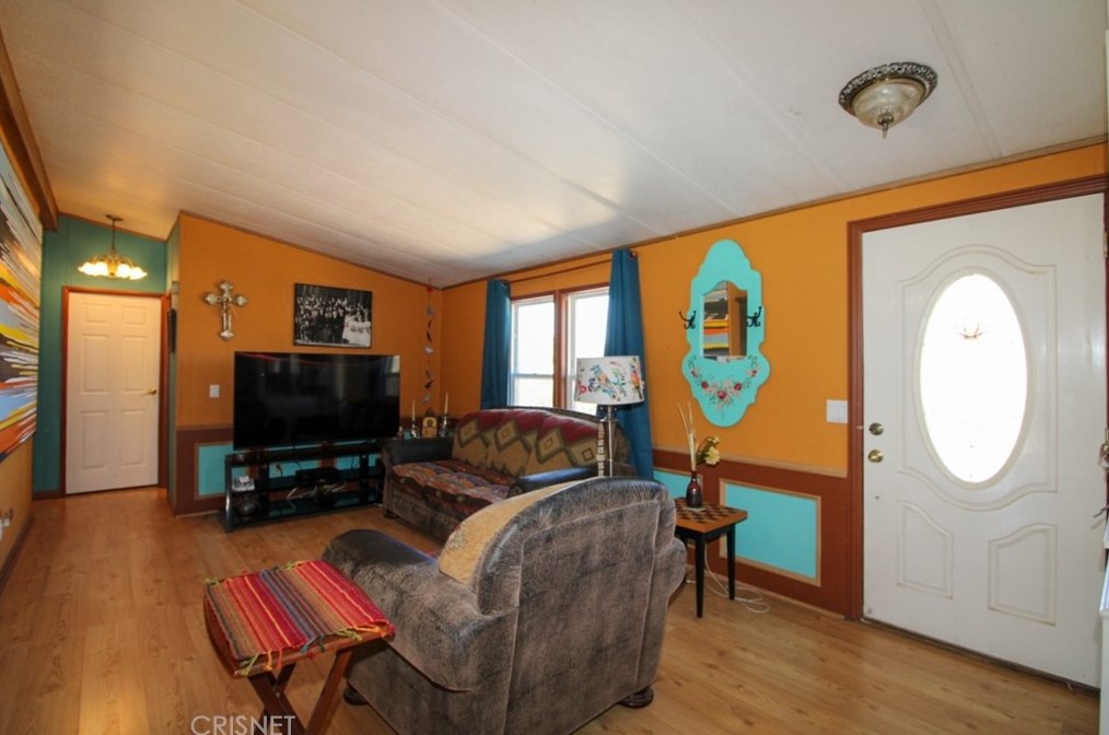 32416 Crown Valley Rd, Acton CA  93510-1991 exterior