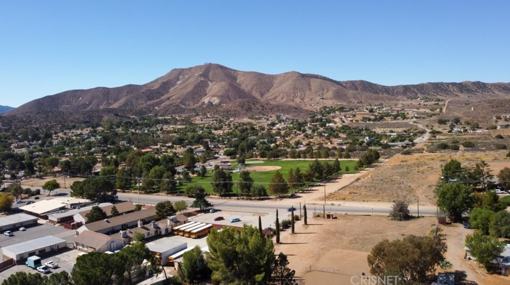 32416 Crown Valley Rd, Acton CA  93510-1991 exterior