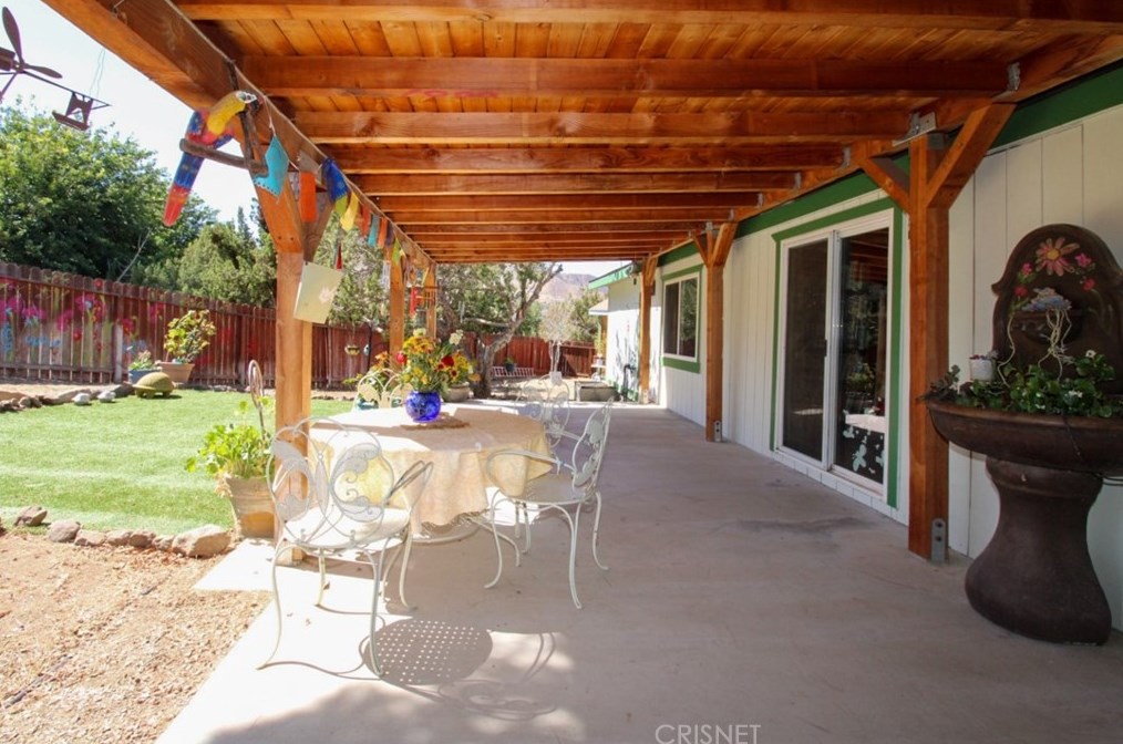 32416 Crown Valley Rd, Acton CA  93510-1991 exterior