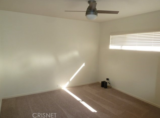 7358 Garden Grove Ave, Los Angeles CA  91335-3127 exterior