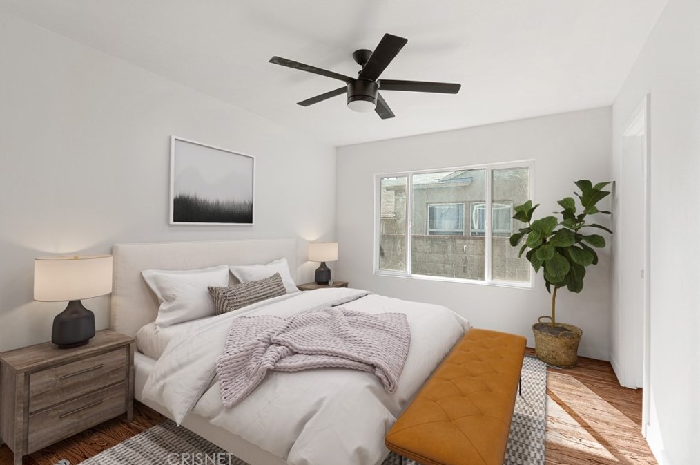 9001 Mercedes Ave, Los Angeles CA  91331-5811 exterior