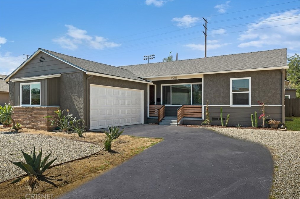 9001 Mercedes Ave, Los Angeles CA  91331-5811 exterior
