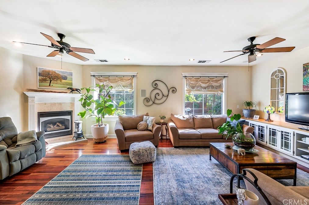 32145 1st St, Acton CA  93510-2502 exterior