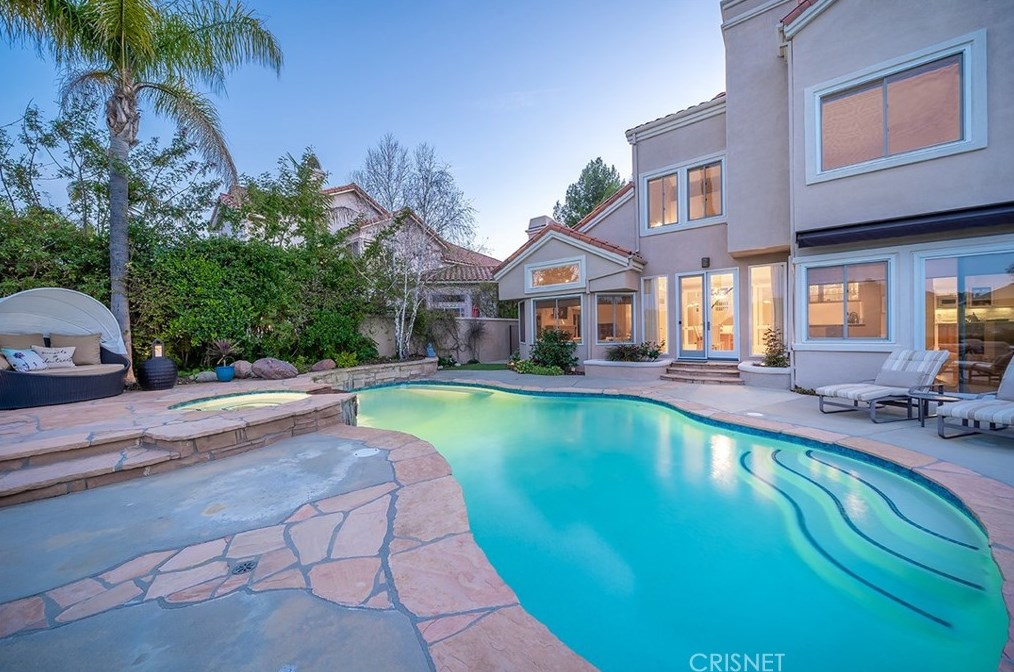 3622 Reina Ct, Calabasas CA exterior