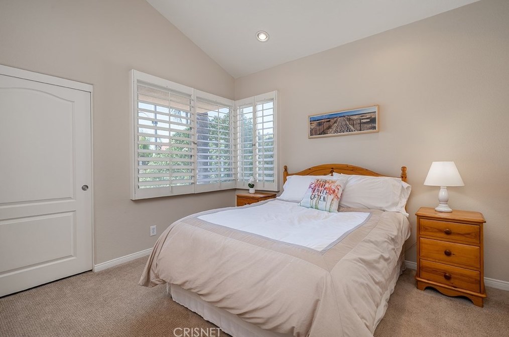 3622 Reina Ct, Calabasas CA exterior