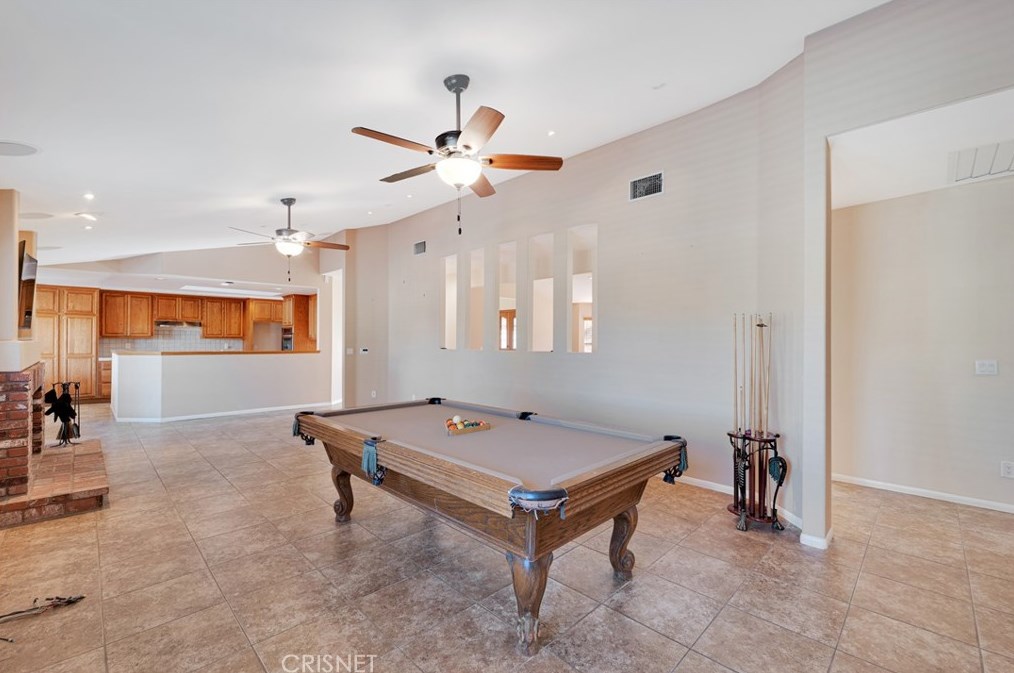 2453 Trails End Rd, Acton CA  93510-2442 exterior