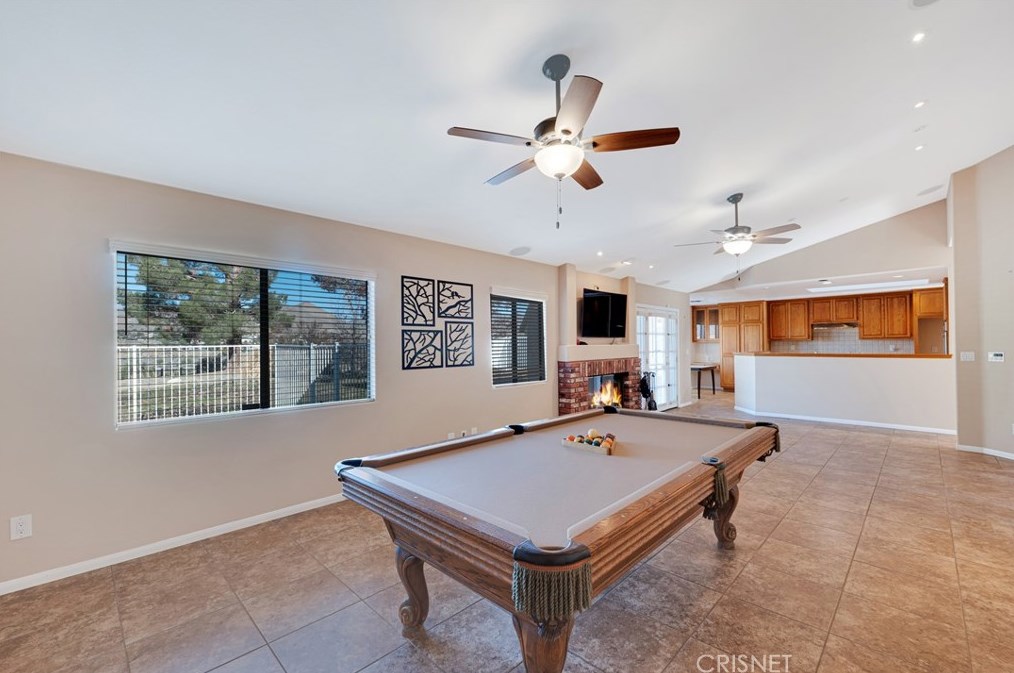 2453 Trails End Rd, Acton CA  93510-2442 exterior