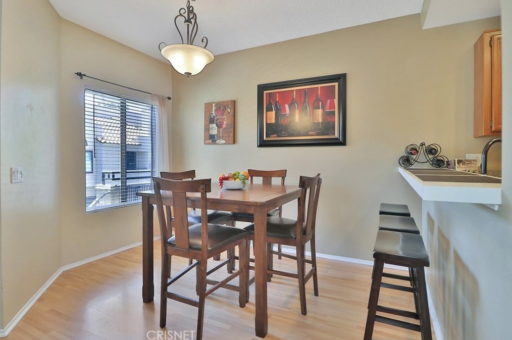 161 Mcafee Ct, Thousand Oaks CA 91360-2670 exterior