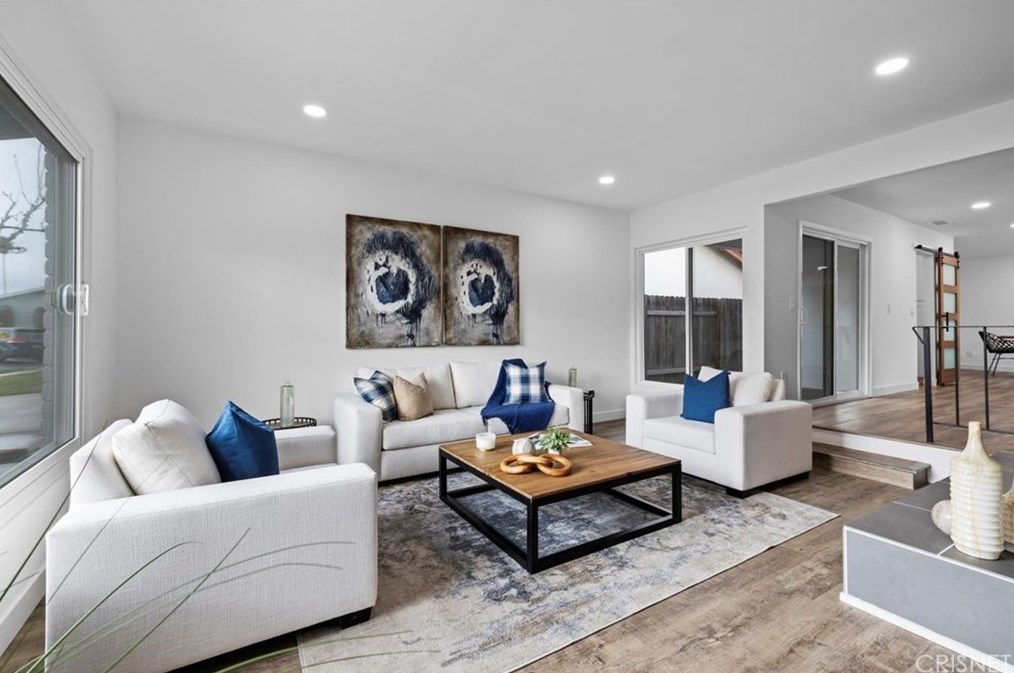 5120 Lindblade Dr, Los Angeles CA  90230-5944 exterior