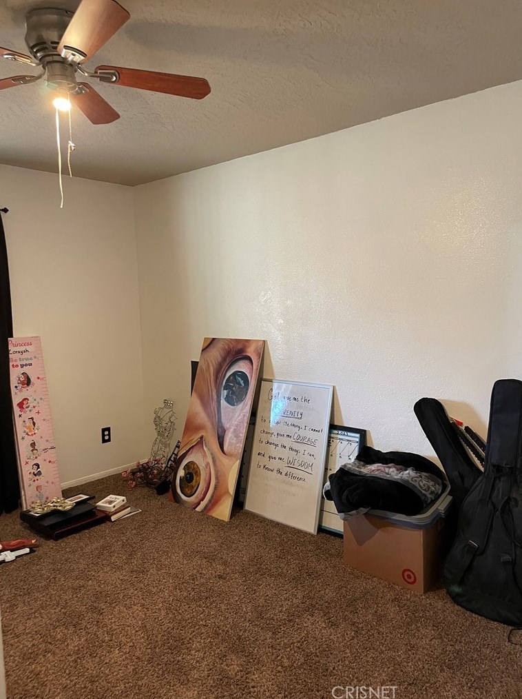 15531 Tonekai Rd, Apple Valley CA  92307-2947 exterior