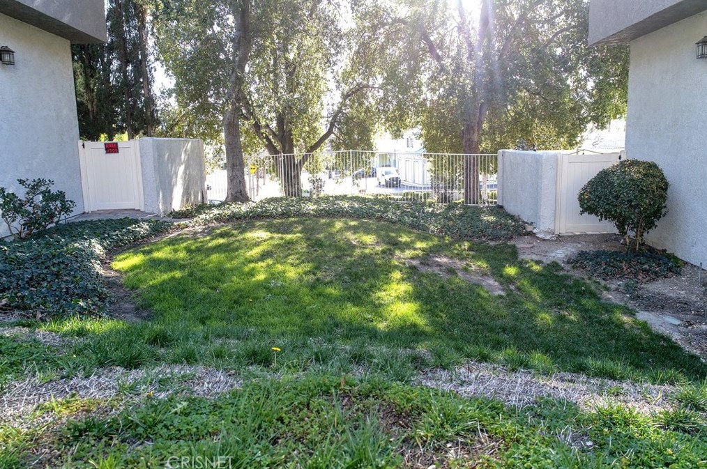 3107 Hillcrest Dr, Thousand Oaks CA  91362-3162 exterior