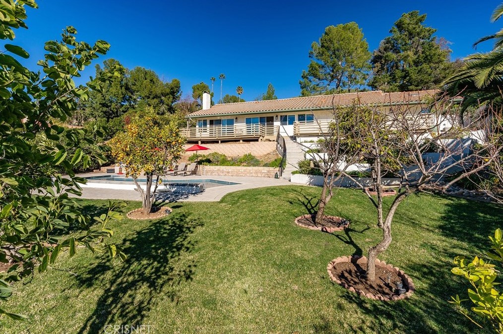1485 Calle Yucca, Thousand Oaks CA  91360-2246 exterior