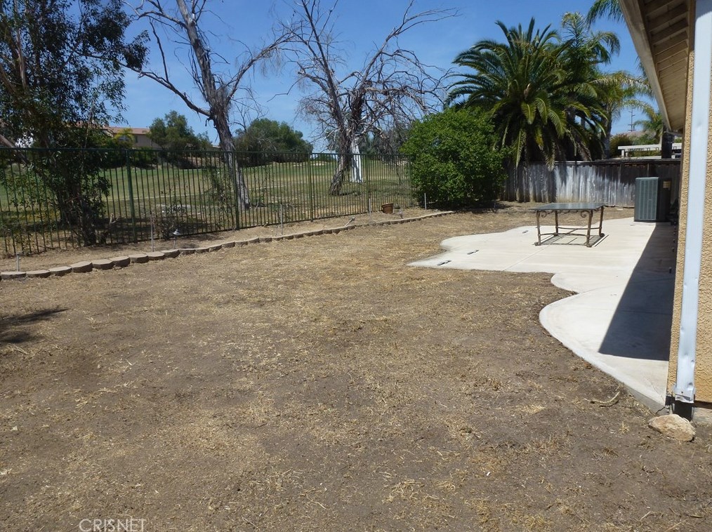 38249 Augusta Dr, Murrieta CA  92563-5808 exterior