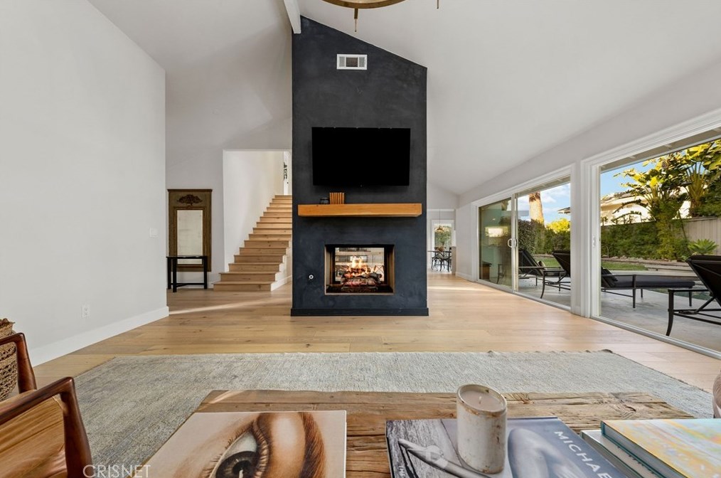1692 Camberwell Pl, Thousand Oaks CA  91361-1507 exterior