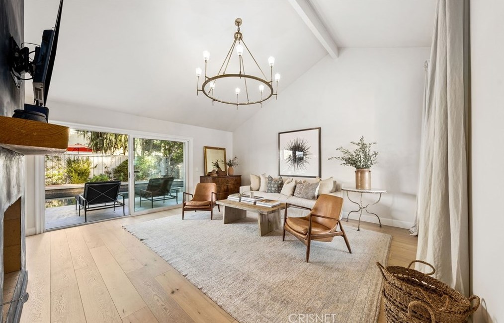 1692 Camberwell Pl, Thousand Oaks CA  91361-1507 exterior
