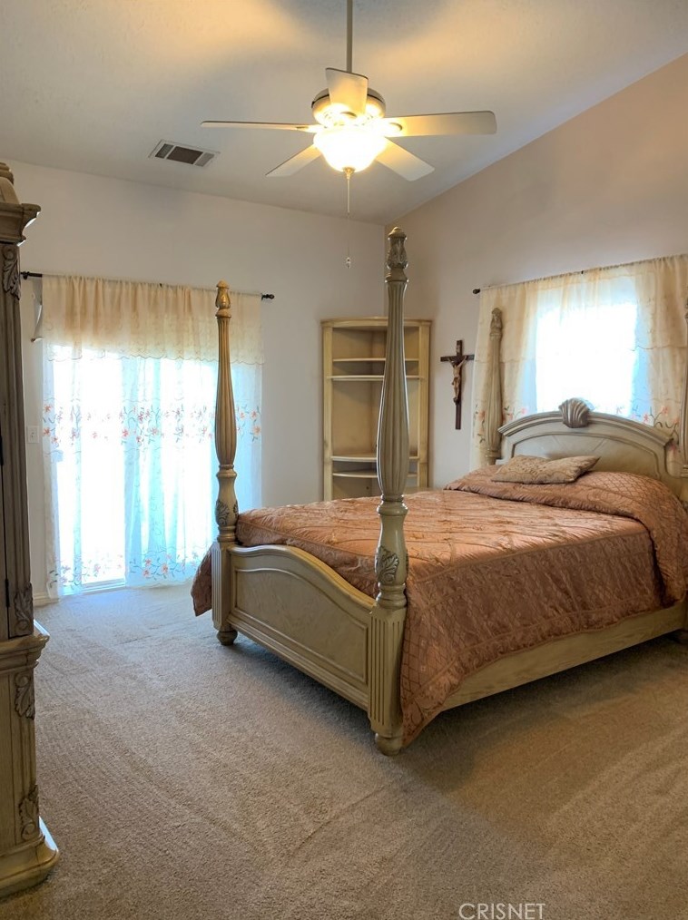 11150 Stuveling St, Hesperia CA  92344-0008 exterior