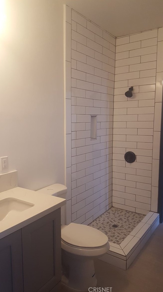 1228 89th St, Los Angeles CA  90002-1708 exterior