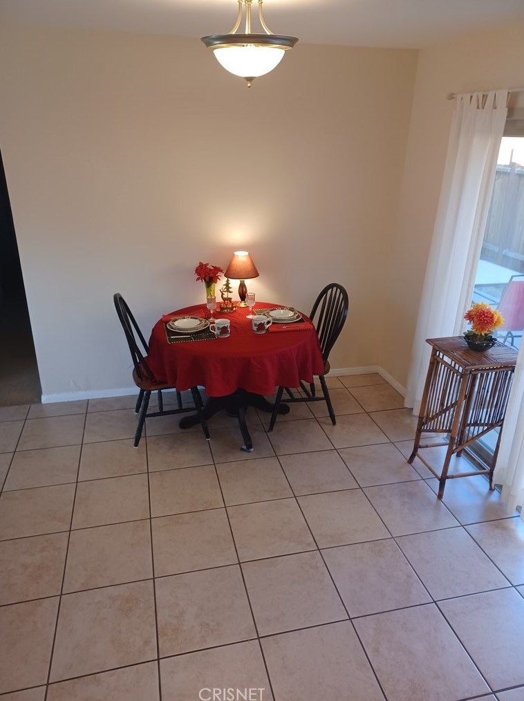 71980 El Paseo Dr, Twntynine Plm CA  92277-2016 exterior