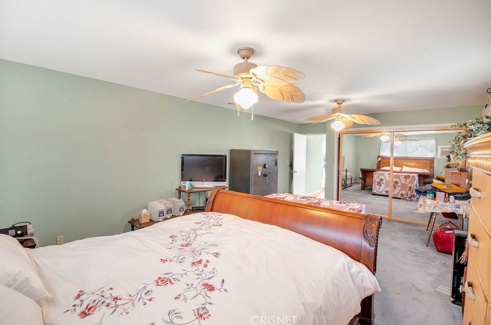 33350 Hubbard Rd, Acton CA  93510-1546 exterior