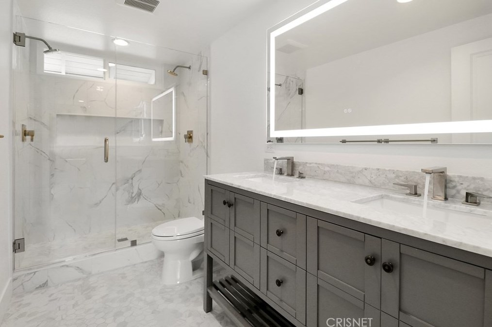 1632 Camberwell Pl, Thousand Oaks CA  91361-1507 exterior
